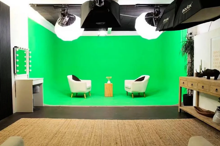 Creative Green Screen Podcast Studio London - 8