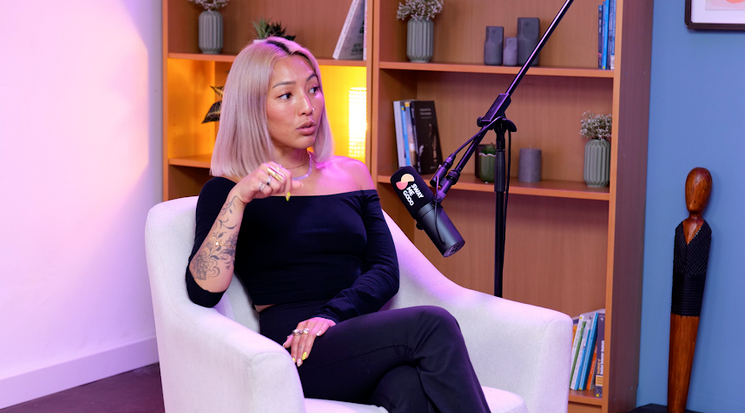 Customise Your Podcast Studio London Set - 9