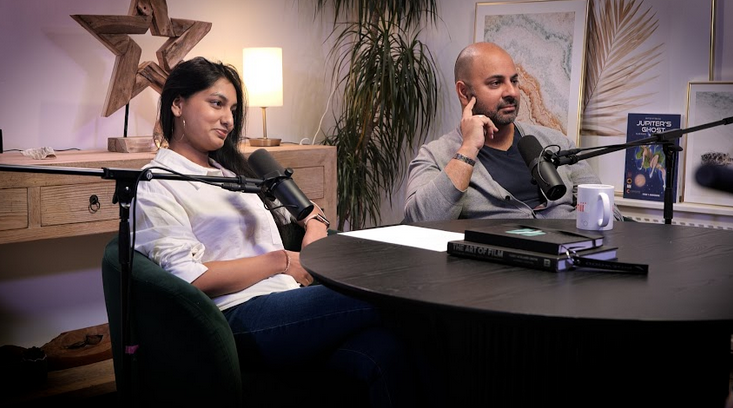How much does it cost to rent a podcast studio London? - 7