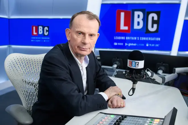 How to Find an Affordable Podcast Studio in London with Professional Recording Gear - 2
