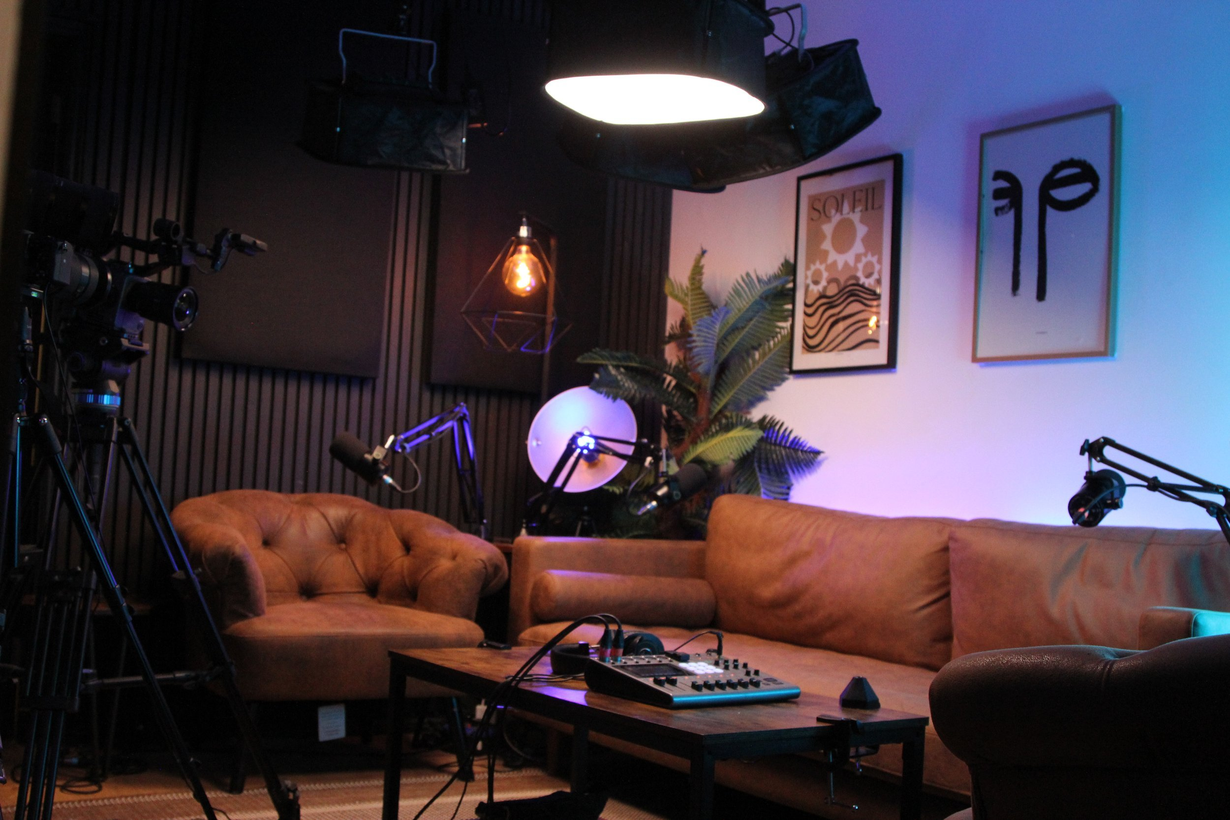 Affordable Podcast Studio in London with Space for Photography and Video - 1