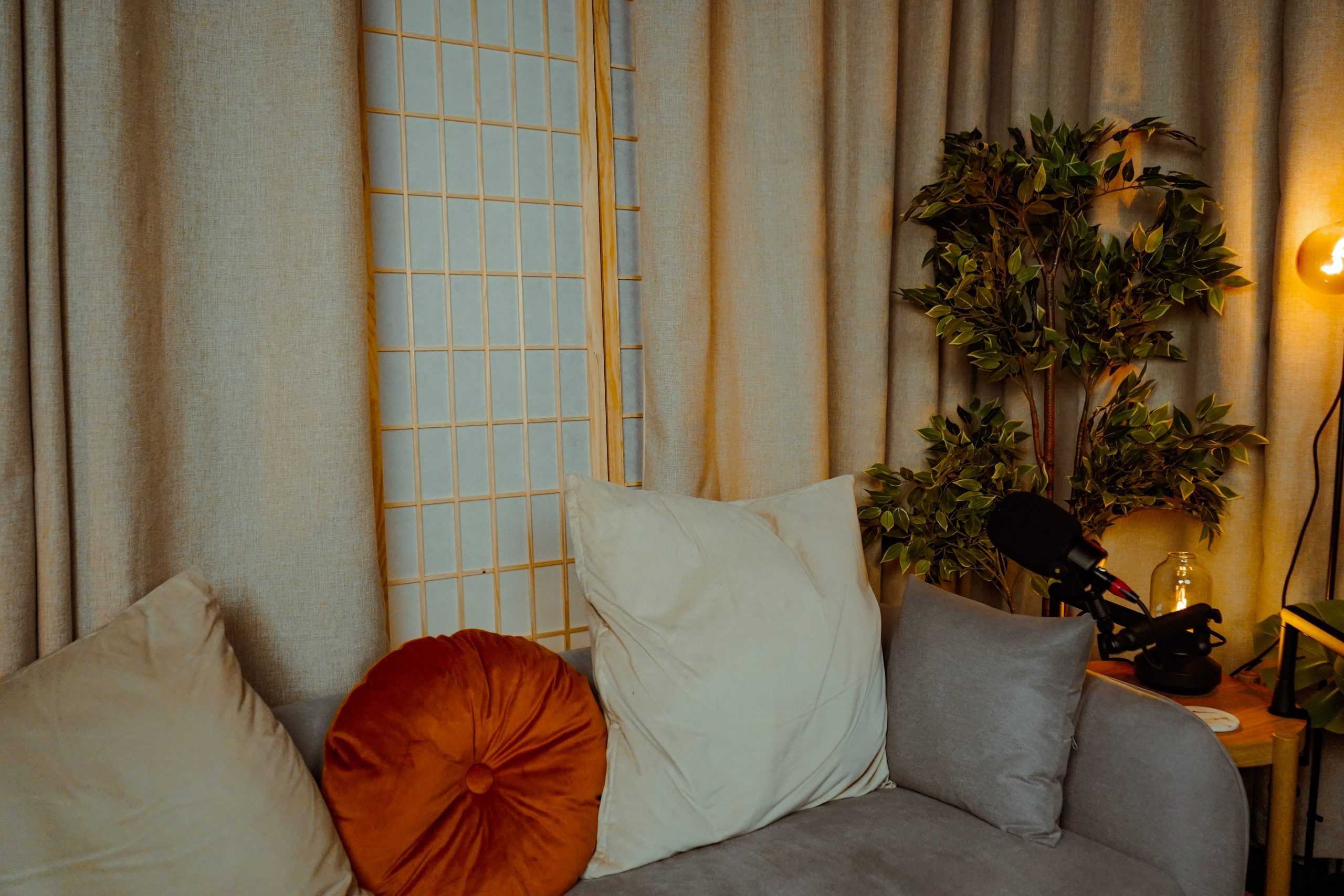 The Rise of the Living Room-Style Studio in London’s Podcast Scene - 1