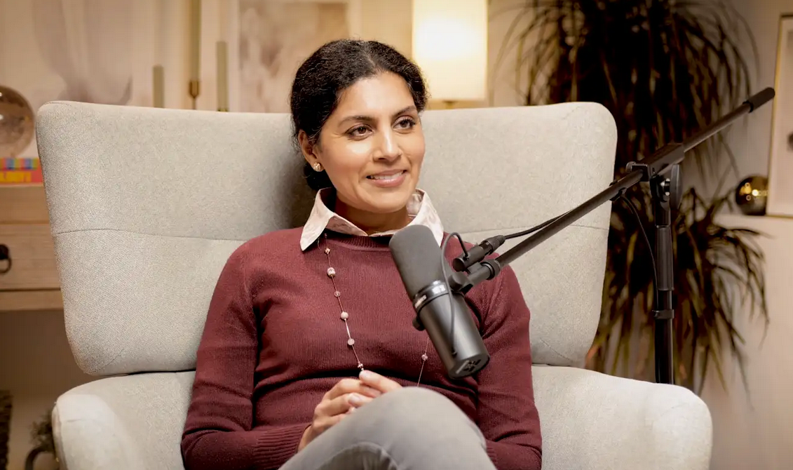 Affordable Podcast Studio options for content producer. Compare London top podcast studios and Finchley production studio - 4