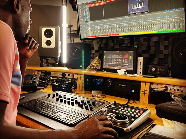 Top Skills Every Aspiring Videography Editor Should Master - 3