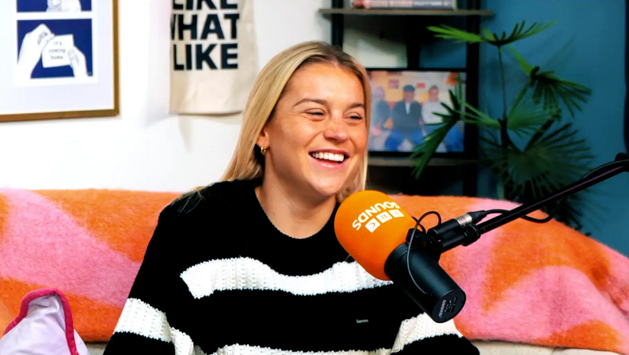 Launching Your Podcast: A 4-Week Timeline for UK Creators - 2