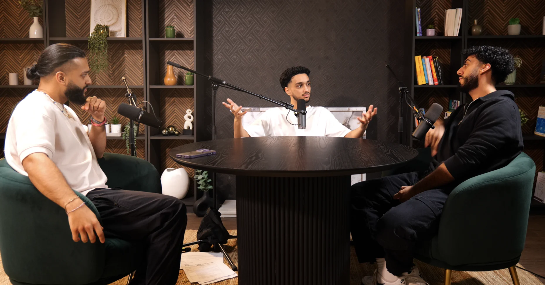 Finchley CEO set – podcast studio London for executive masterclasses and branded interviews