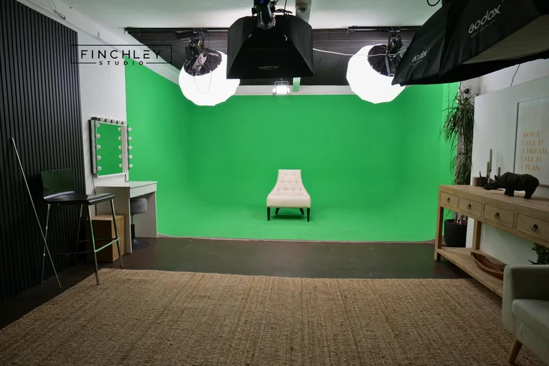 Finchley green screen studio London – soundproof cove set for branded video production