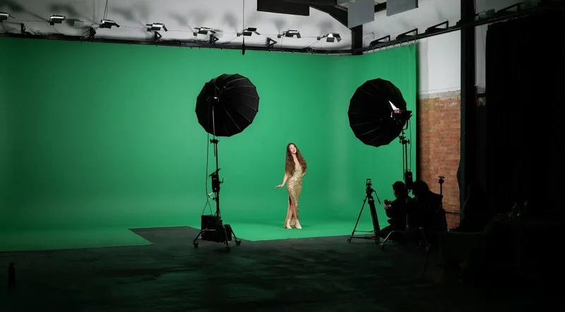 Green screen warehouse studio in Finchley London – 180m² chromakey space for commercial brand films and corporate video production