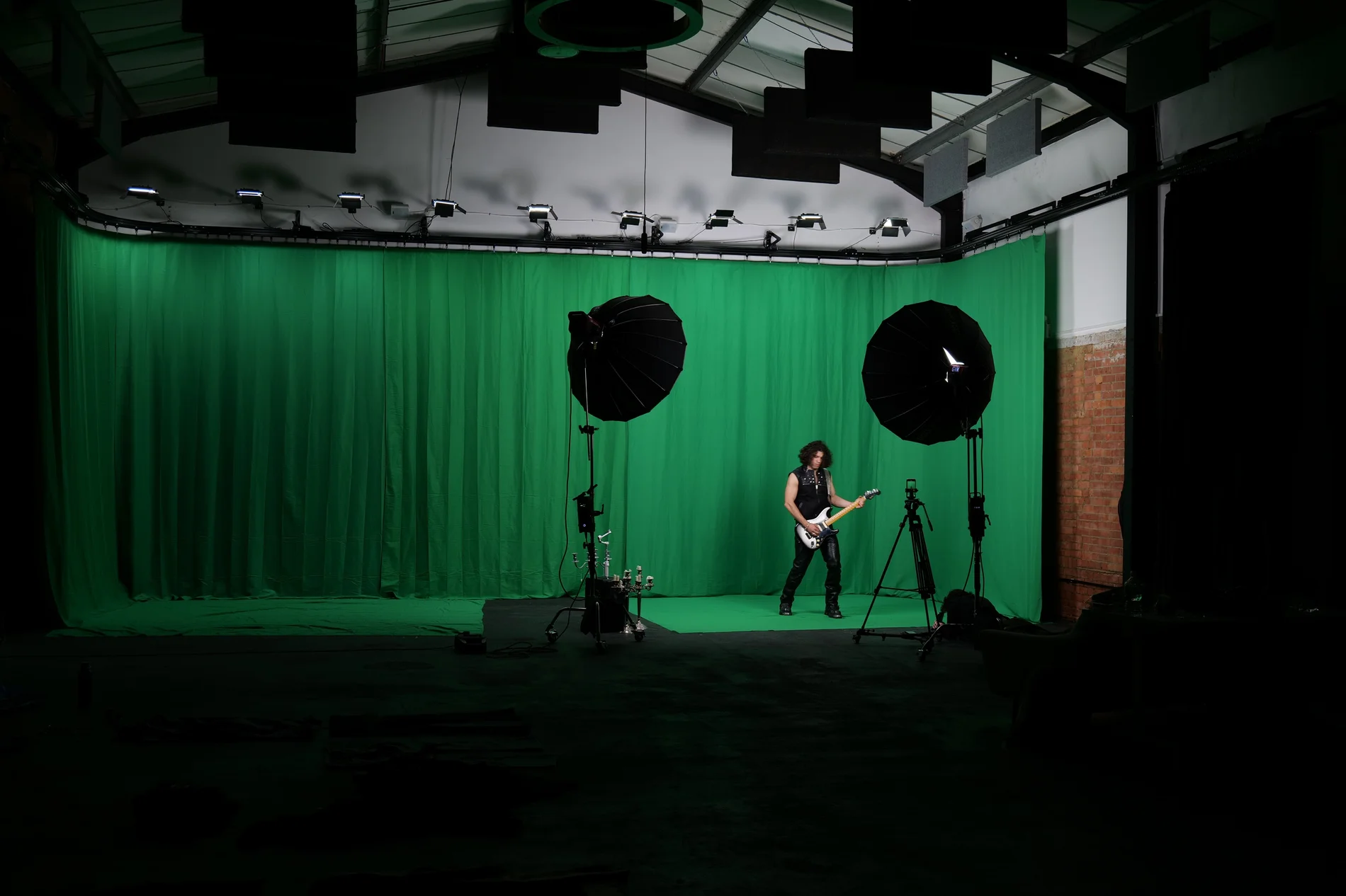 Giant Green Screen 6. image
