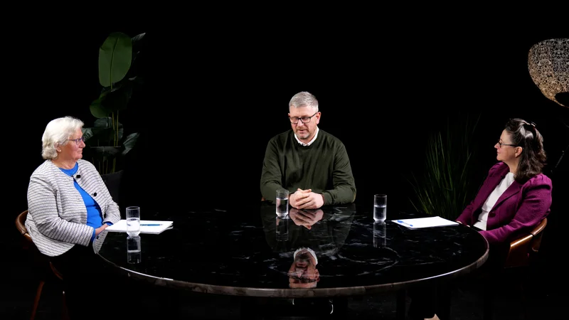Roundtable filming in London at Finchley Studios – broadcast ready set for executive leadership panels and corporate board discussion video